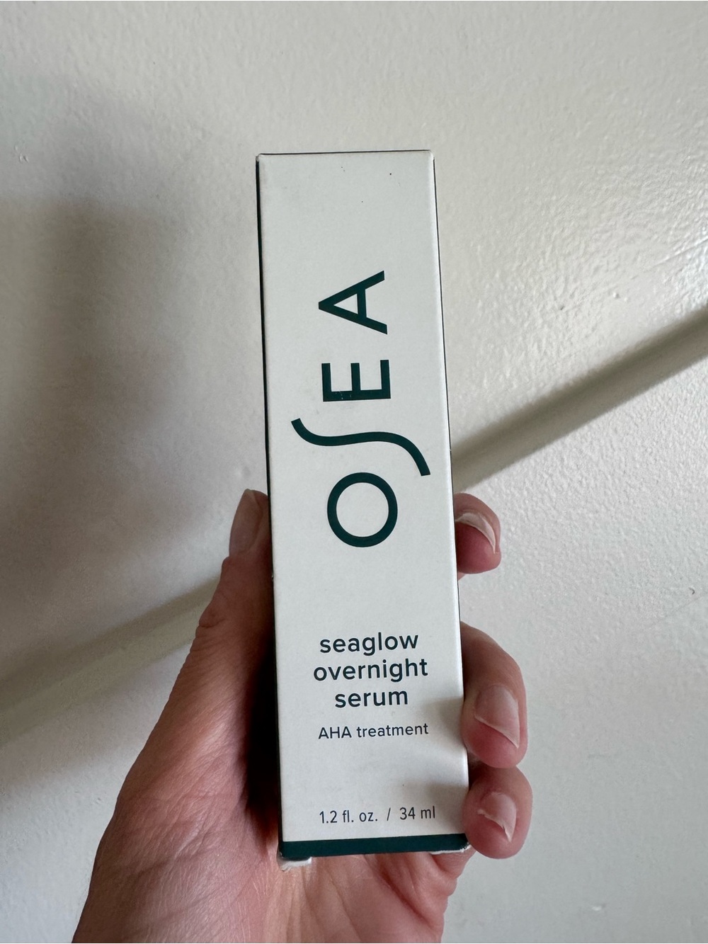 Osea Seaglow Overnight Serum - AHA treatment